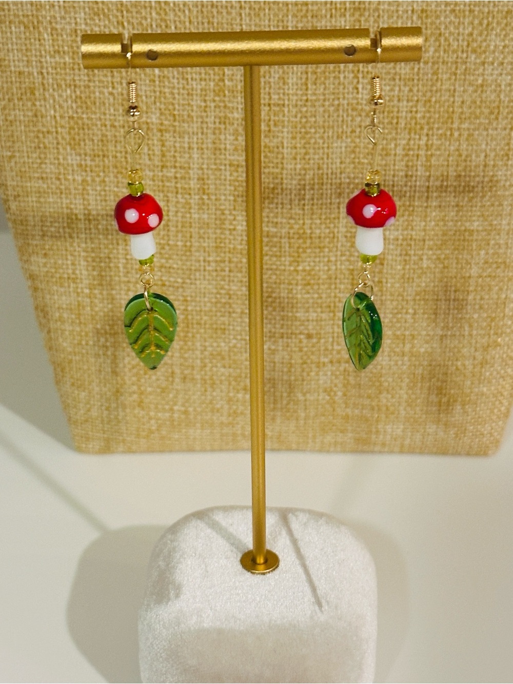 Fashion Jewelry Red Mushroom and Green Leaf Dangle Earrings